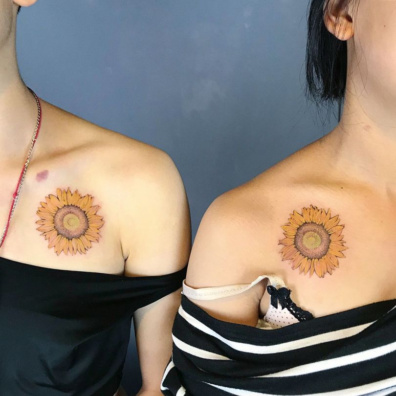 wrist mini small sunflower tattoo 0079