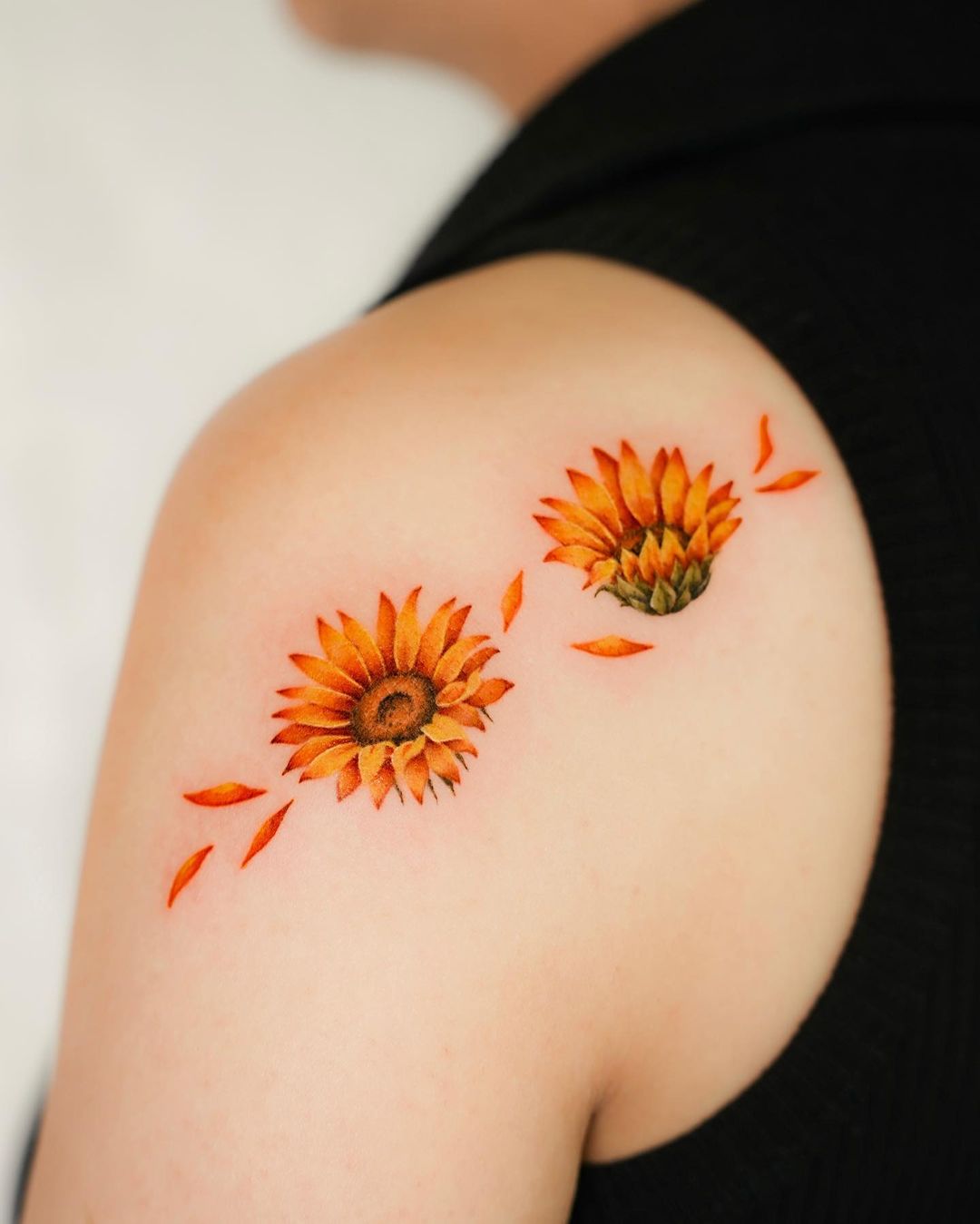 wrist mini small sunflower tattoo 0091