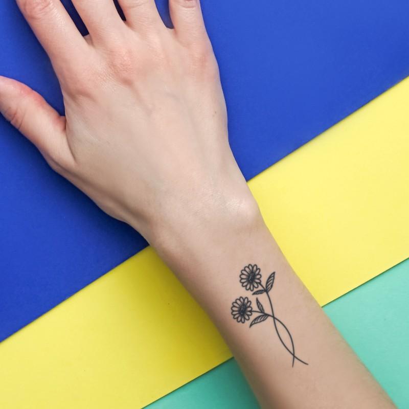 wrist mini small sunflower tattoo 0098