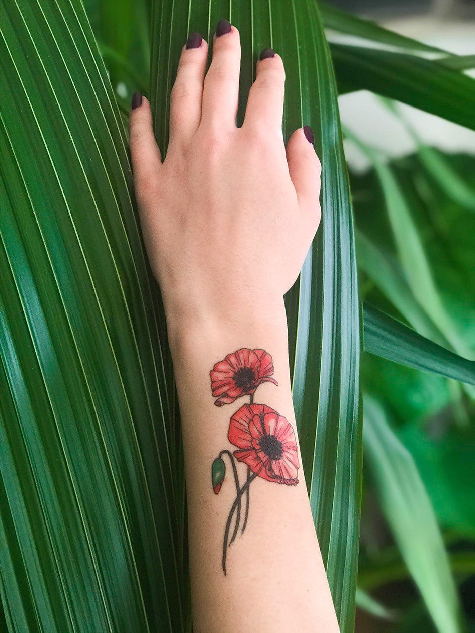 wrist poppy tattoo small 0029