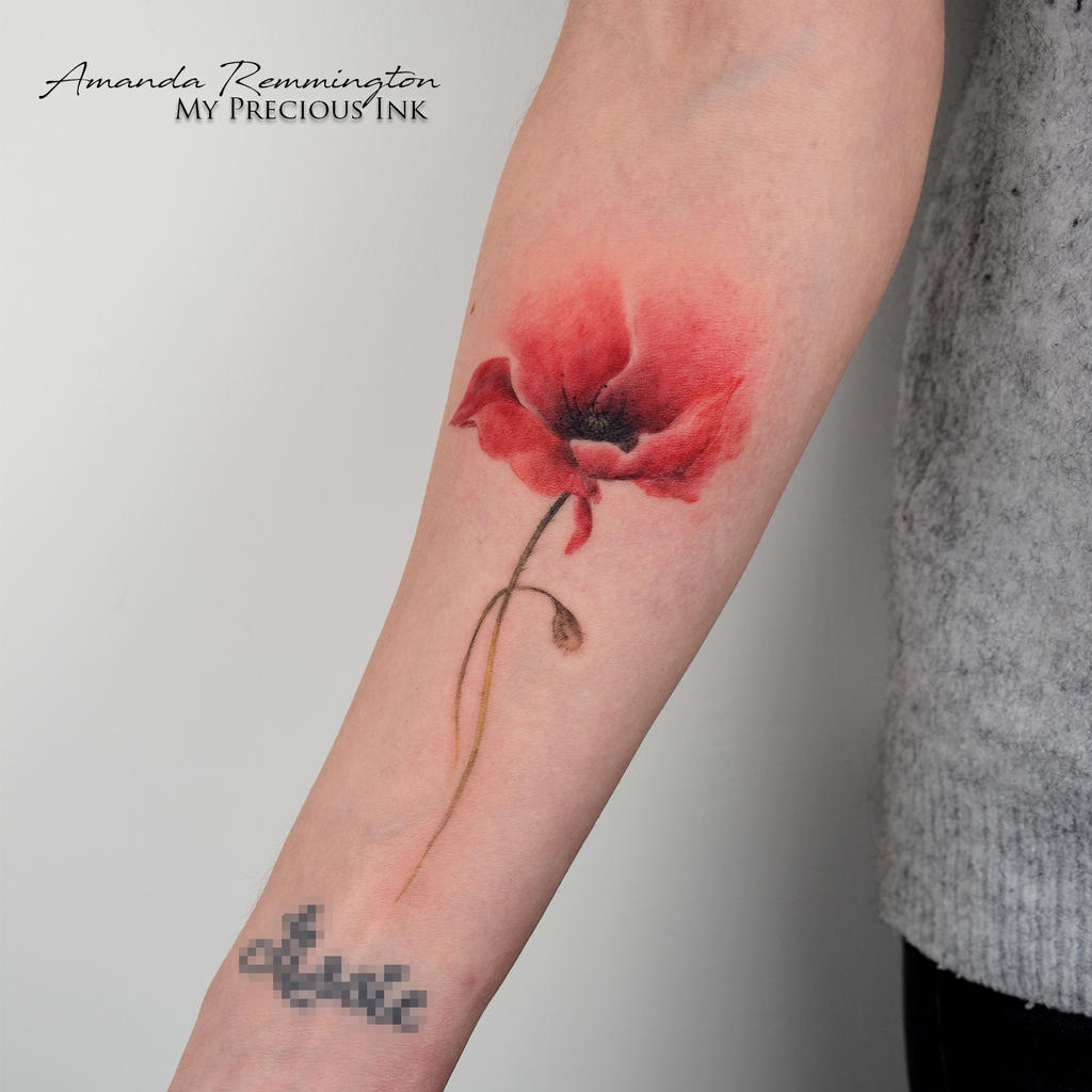 wrist poppy tattoo small 0034