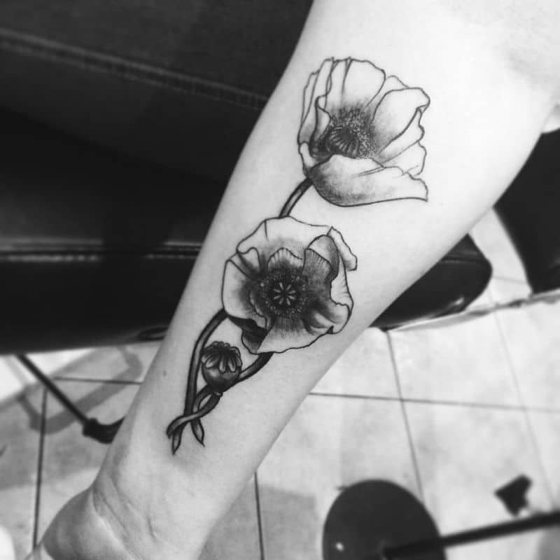 wrist poppy tattoo small 0096