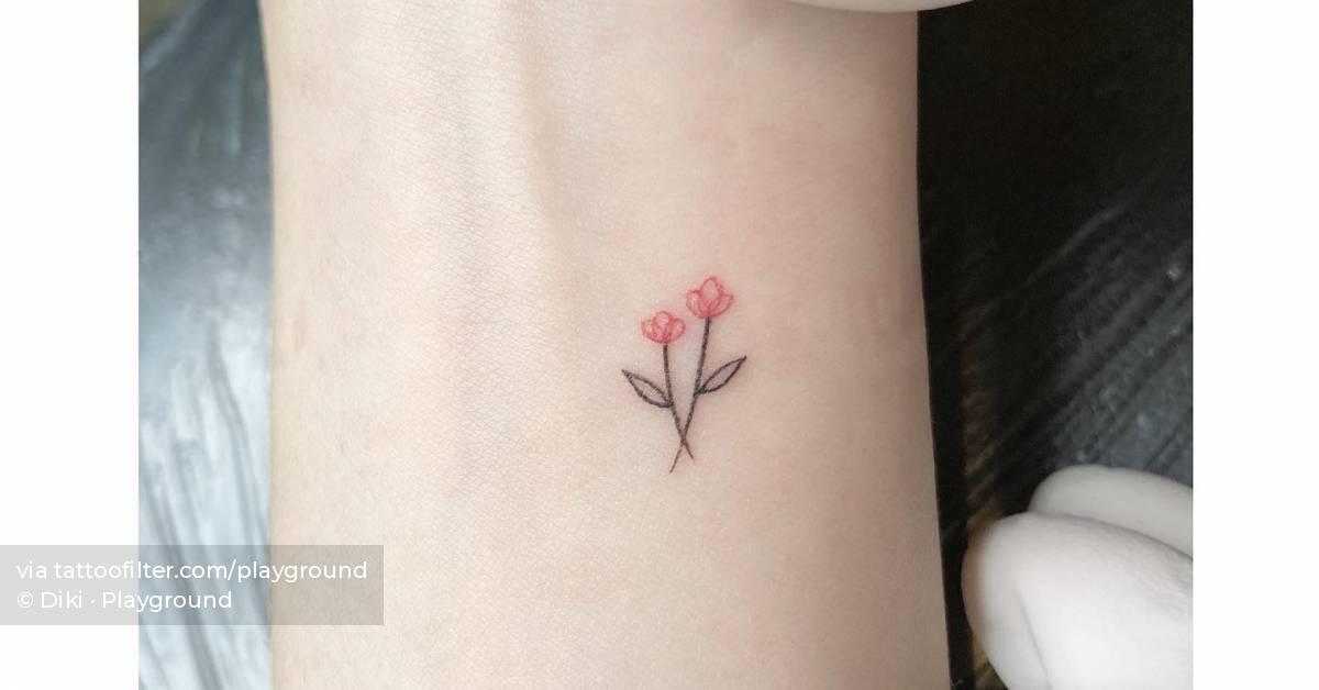 wrist poppy tattoo small 0097