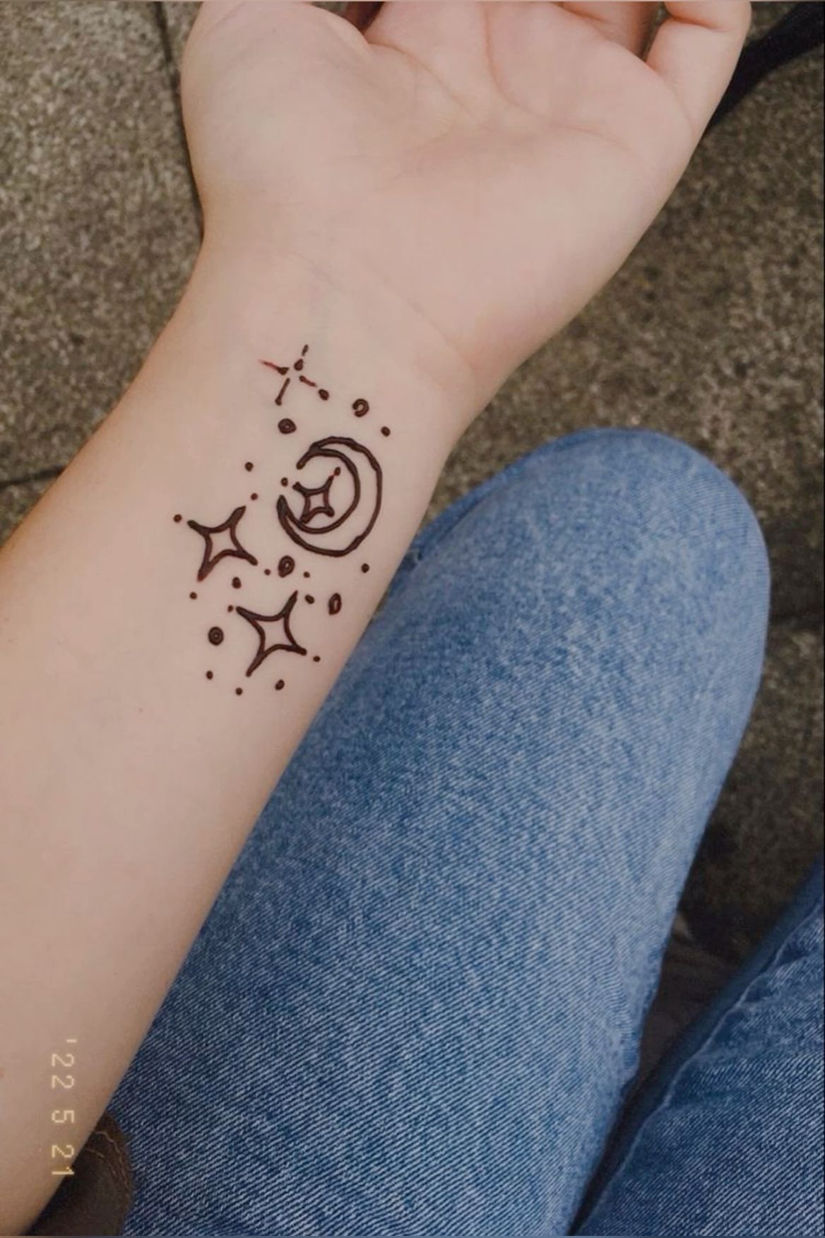 wrist small henna tattoo designs