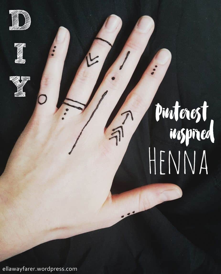 wrist small henna tattoo 0024