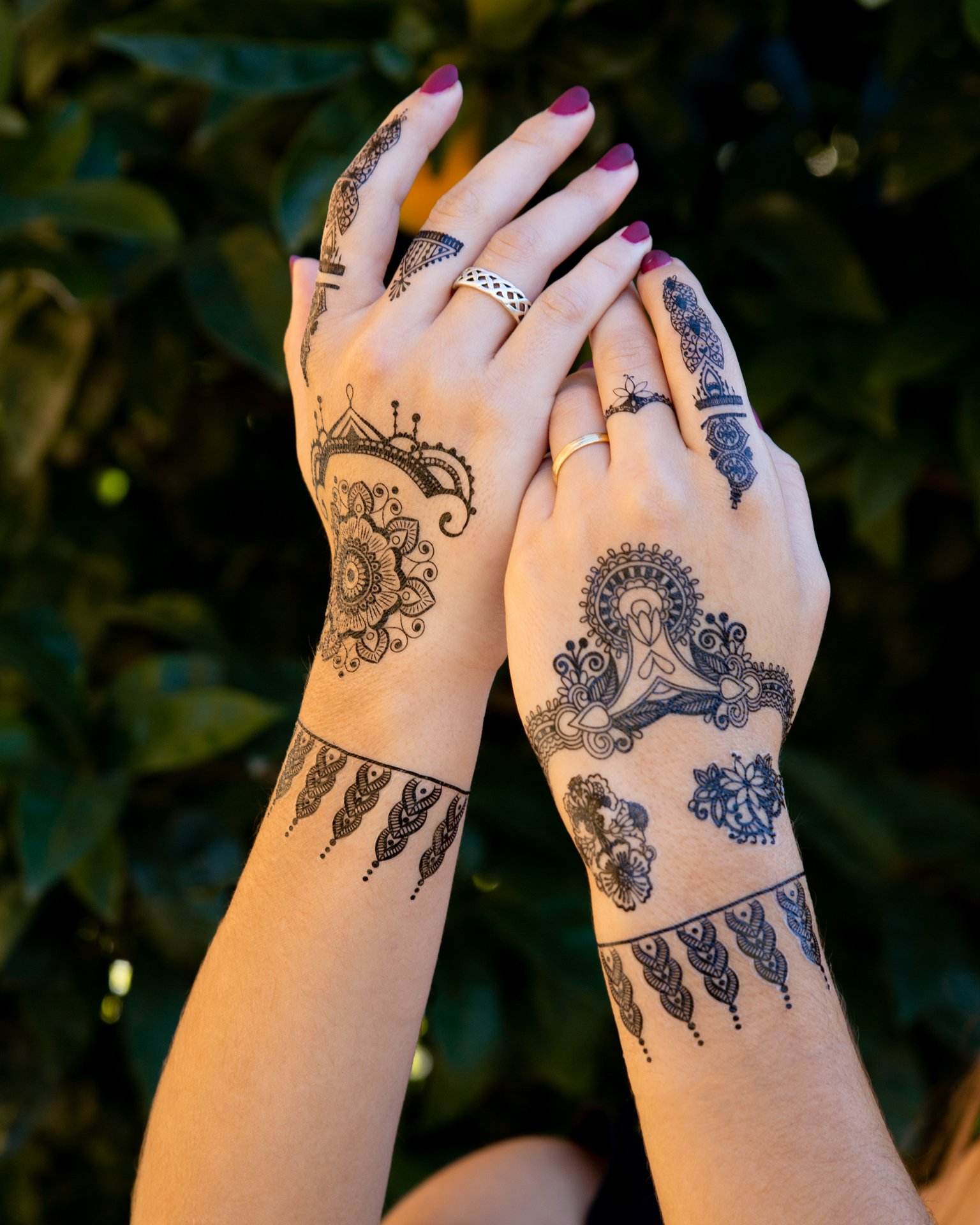 wrist small henna tattoo 0037