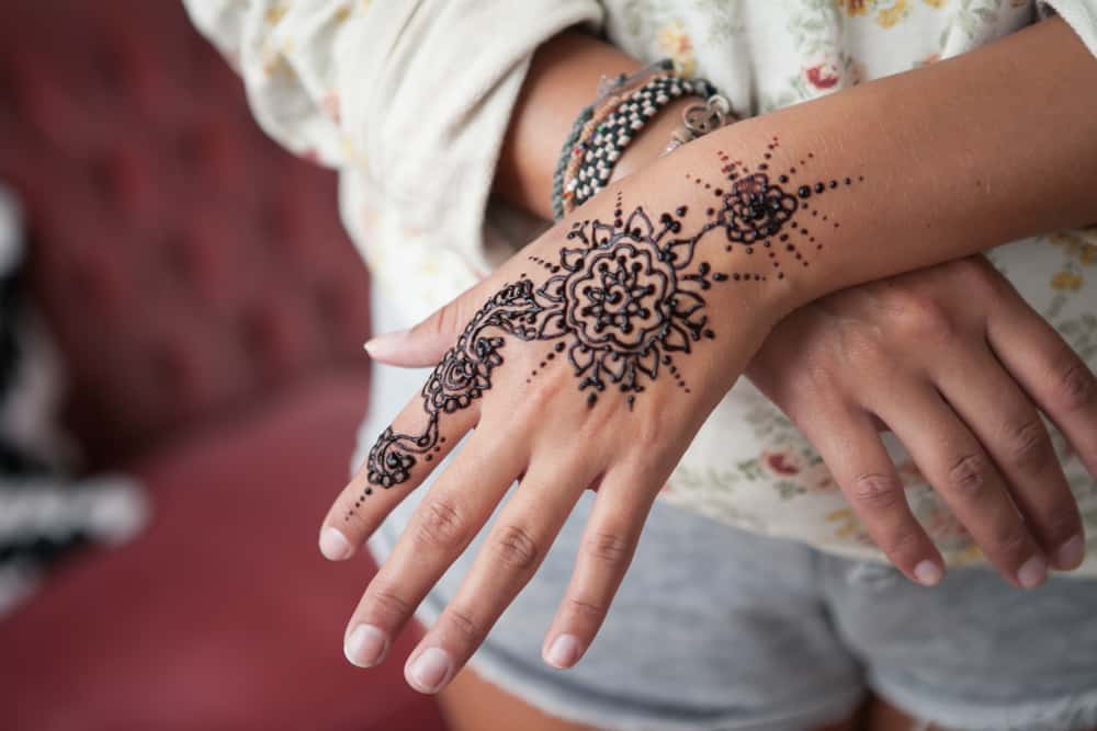 wrist small henna tattoo 0045