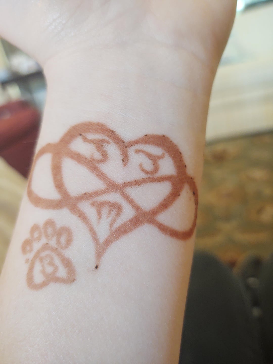 wrist small henna tattoo 0075