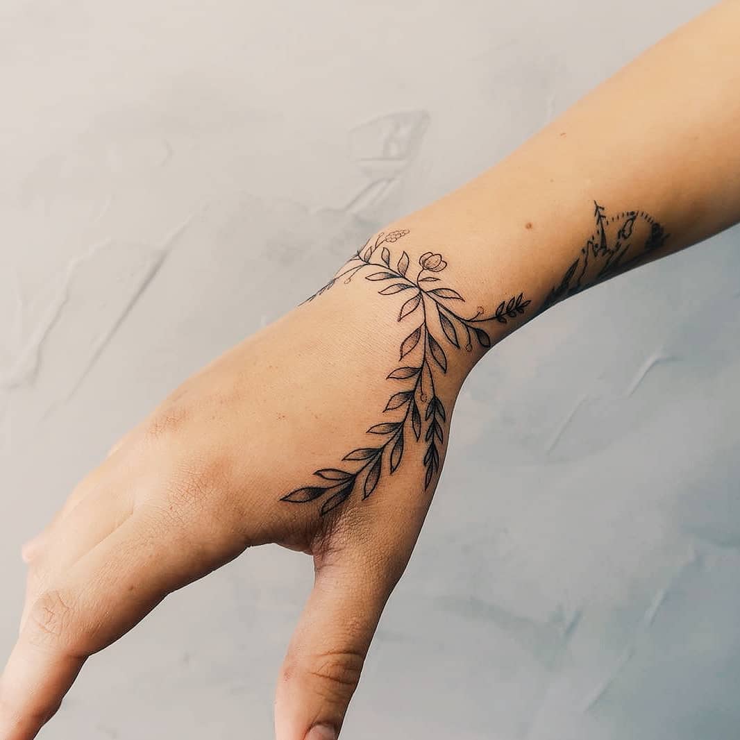 wrist tattoo ideas 0024