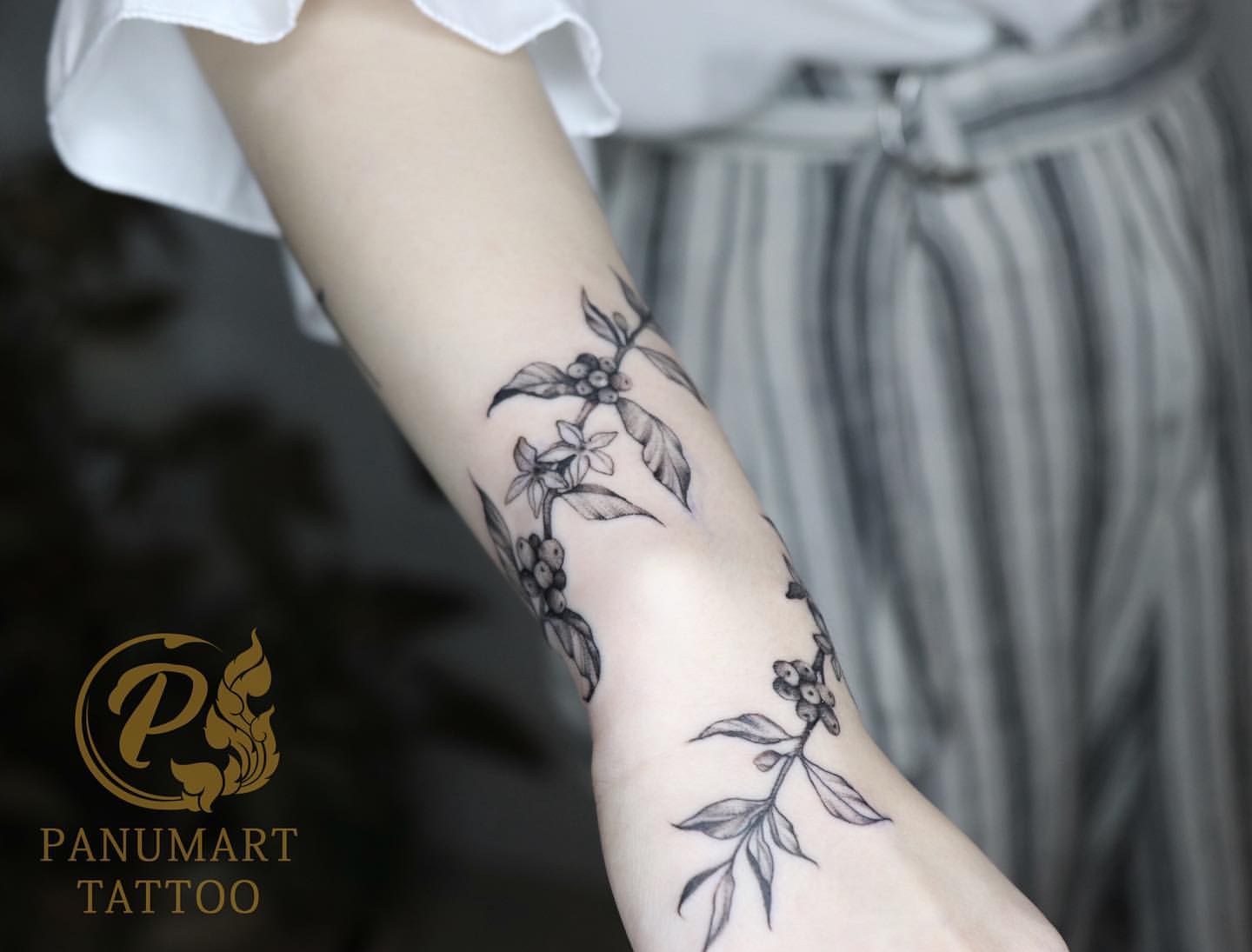 wrist tattoo ideas for women 0018